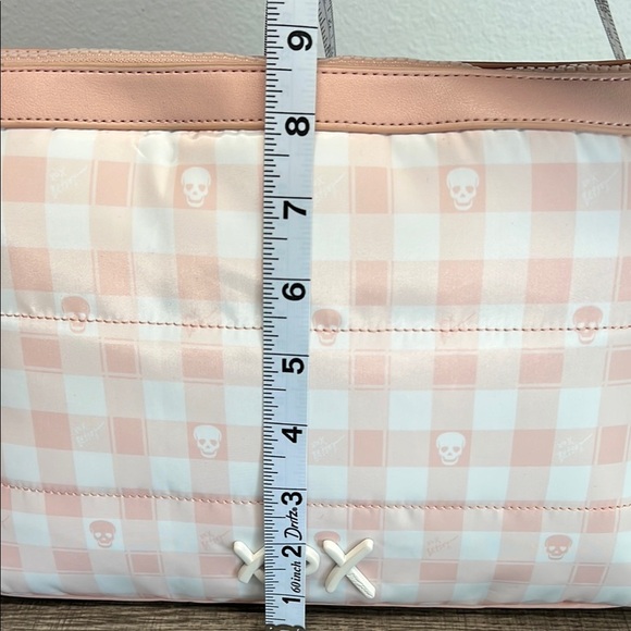 Betsey Johnson | Gingham Bag w/ Matching Water Bottle - Picture 6 of 11